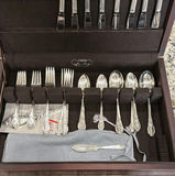 Silverware Flatware Set in Wooden Storage Chest - thumbnail 4 of 6