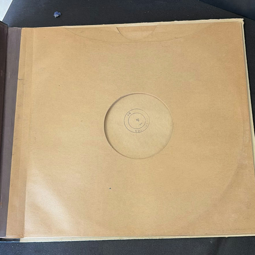 Vintage Victor Vinyl Records and Classical Album Covers - image 8 of 9