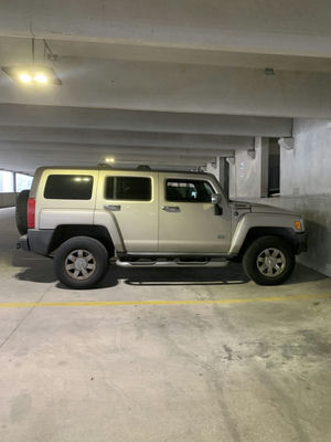 2007 Hummer H3 SUV - Image 1 of 9