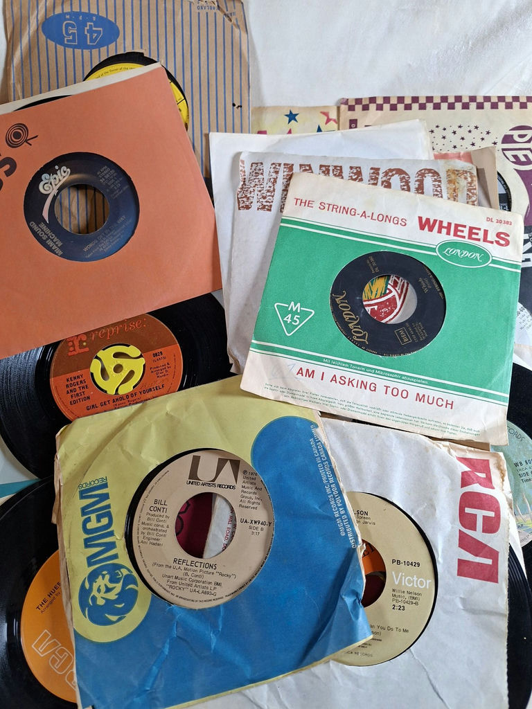 Collection Of 30 Records - image 3 of 5