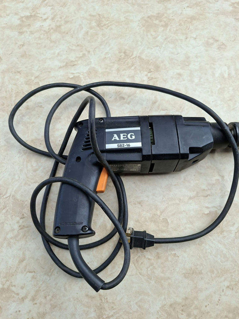 AEG SB2-16 Electric Drill - image 4 of 6