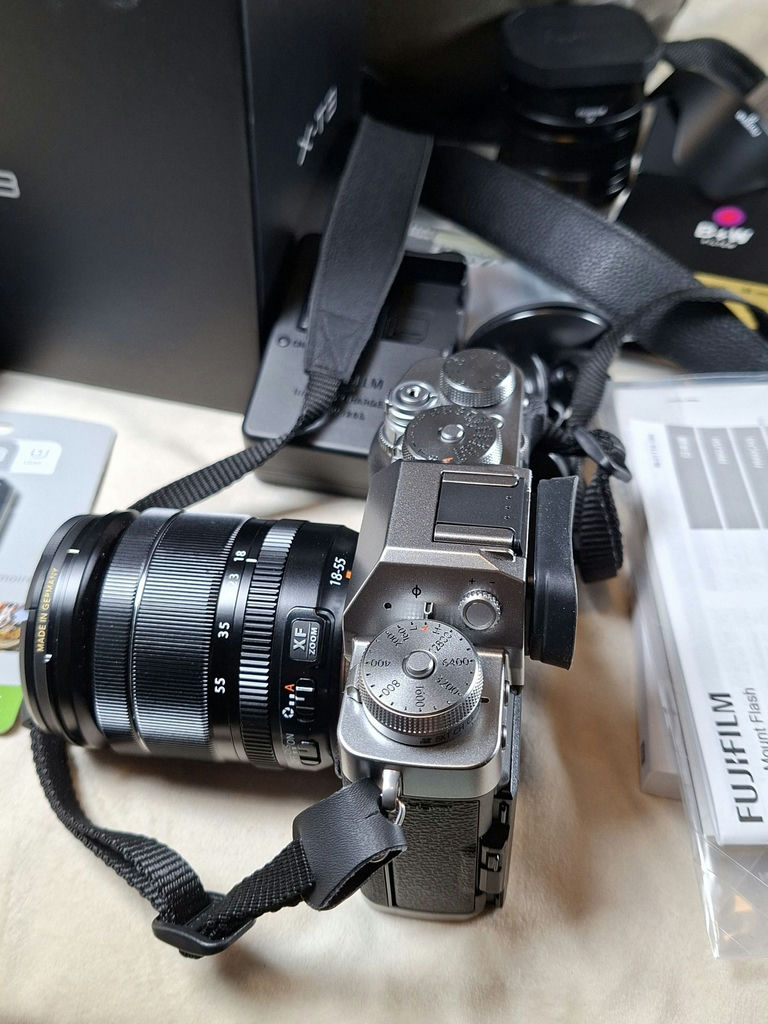 Fujifilm X-T3 Mirrorless Camera Kit with Lenses and Accessories - image 3 of 19