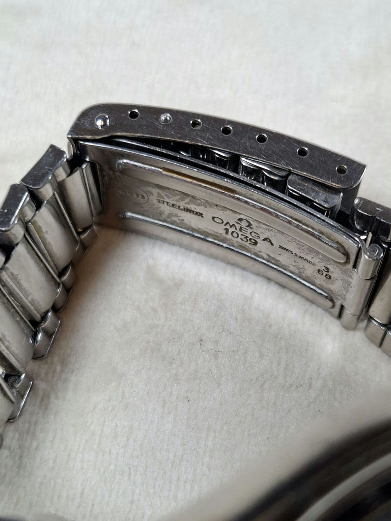 VINTAGE 1968 Omega Speedmaster Professional Wristwatch, EXPENSIVE WATCH! - image 5 of 9