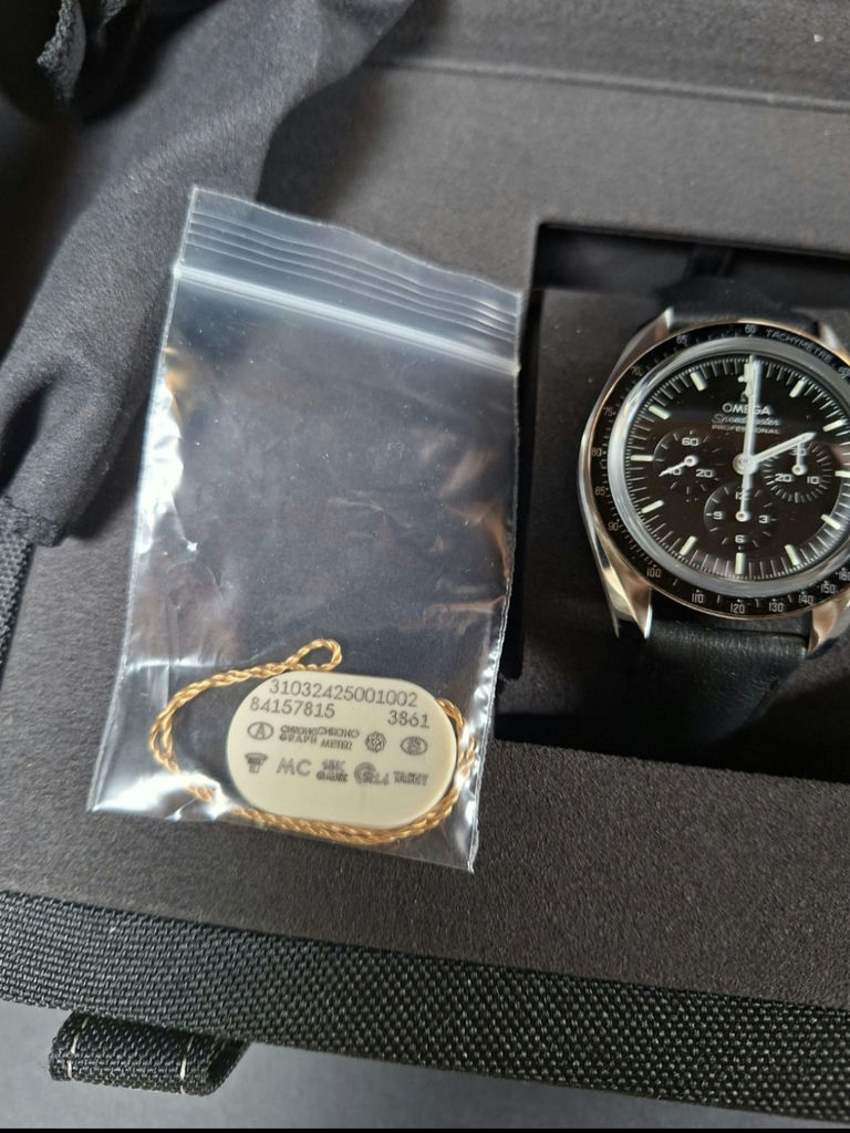 Omega Speedmaster Professional Wristwatch with Presentation Box, SUPER HIGH END WATCH,  WITH ALL WARRANTY CARDS - image 4 of 18