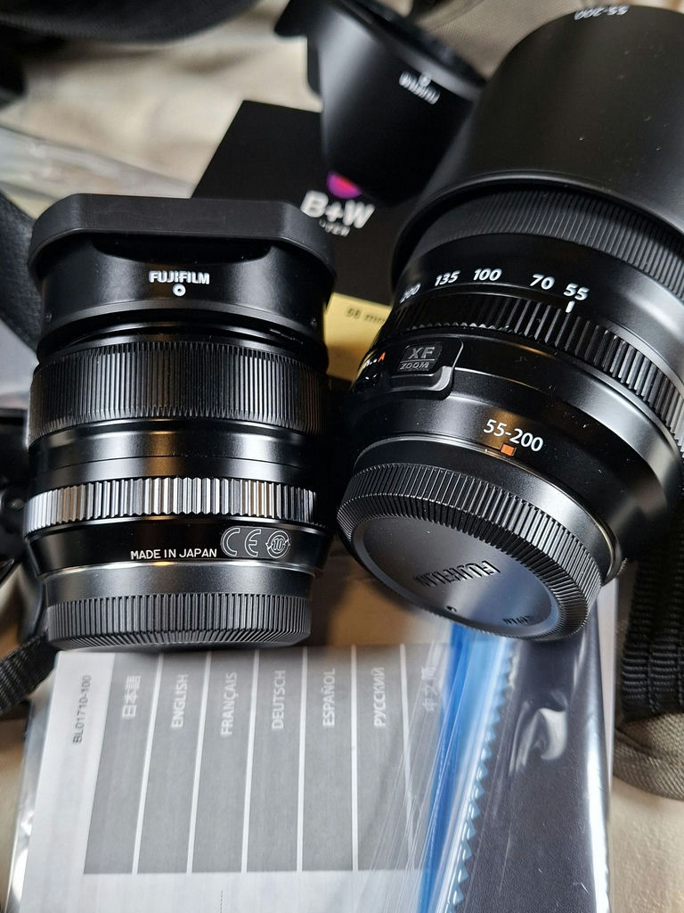 Fujifilm X-T3 Mirrorless Camera Kit with Lenses and Accessories - image 11 of 19