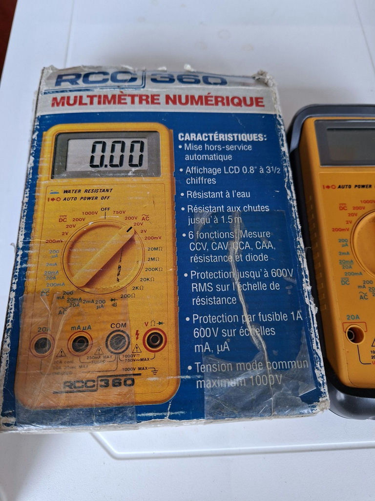 RCC360 Digital Multimeter with Test Leads and Box - image 4 of 8