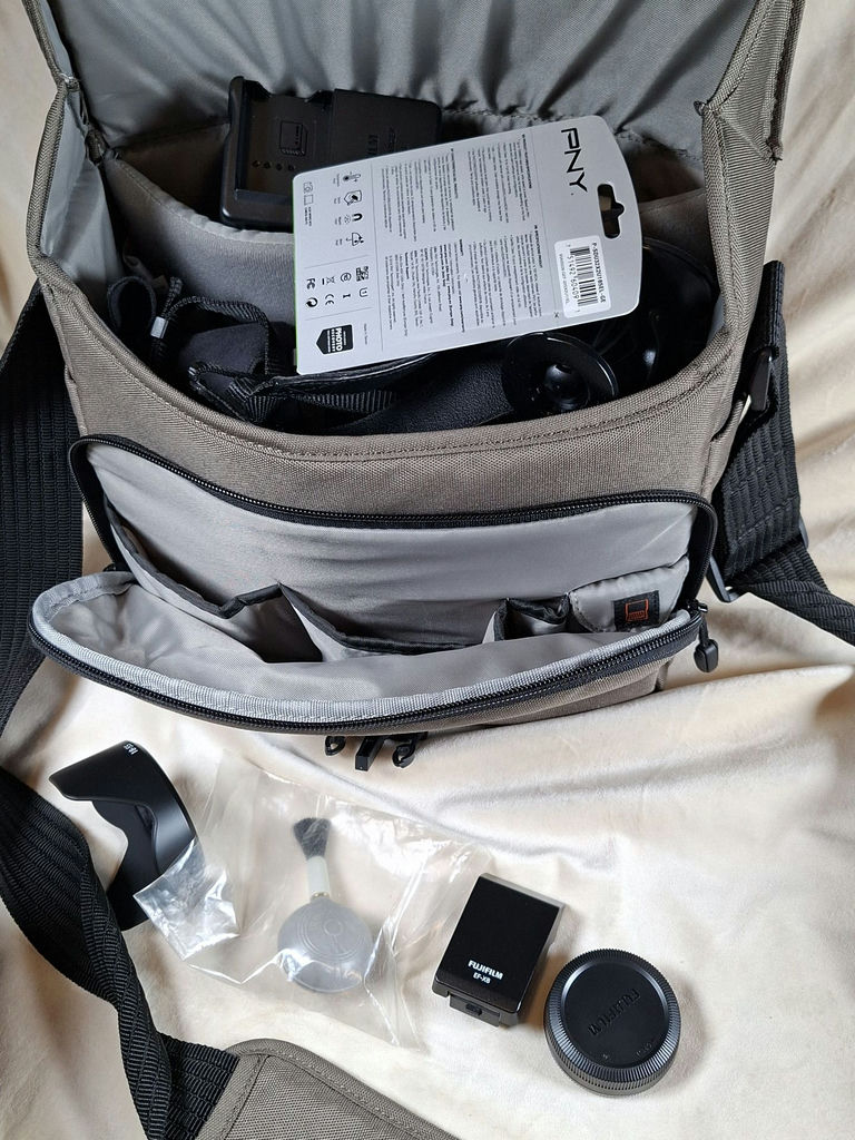 Fujifilm X-T3 Mirrorless Camera Kit with Lenses and Accessories - image 19 of 19