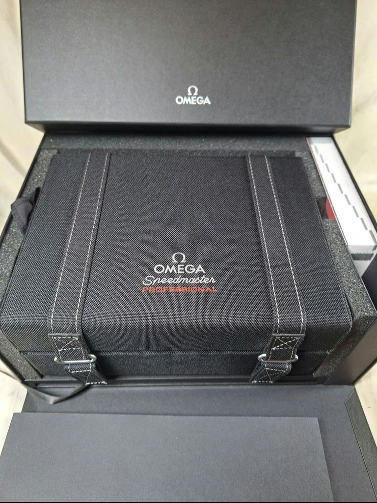 Omega Speedmaster Professional Wristwatch with Presentation Box, SUPER HIGH END WATCH,  WITH ALL WARRANTY CARDS - image 3 of 18
