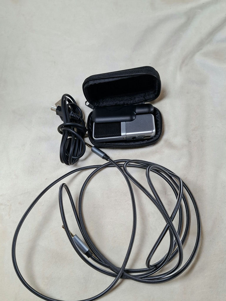 Samson Go Mic USB Microphone with Cables and Carrying Case - image 1 of 9