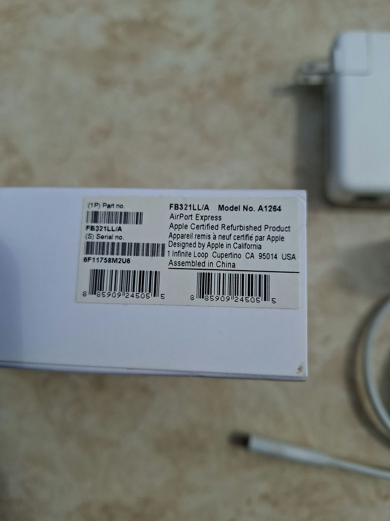Apple AirPort Express Base Station with Power Adapter and Cable - image 6 of 6