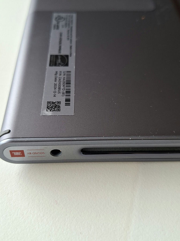 Lenovo Tablet with Keyboard Cover - image 7 of 9