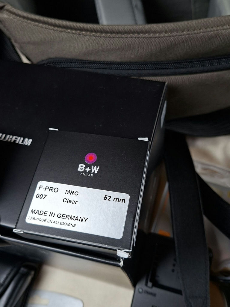 Fujifilm X-T3 Mirrorless Camera Kit with Lenses and Accessories - image 13 of 19