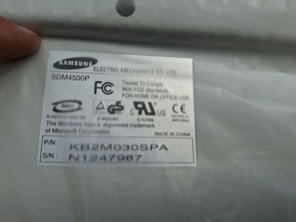 Samsung SDM4500P Multimedia Keyboard - image 5 of 6