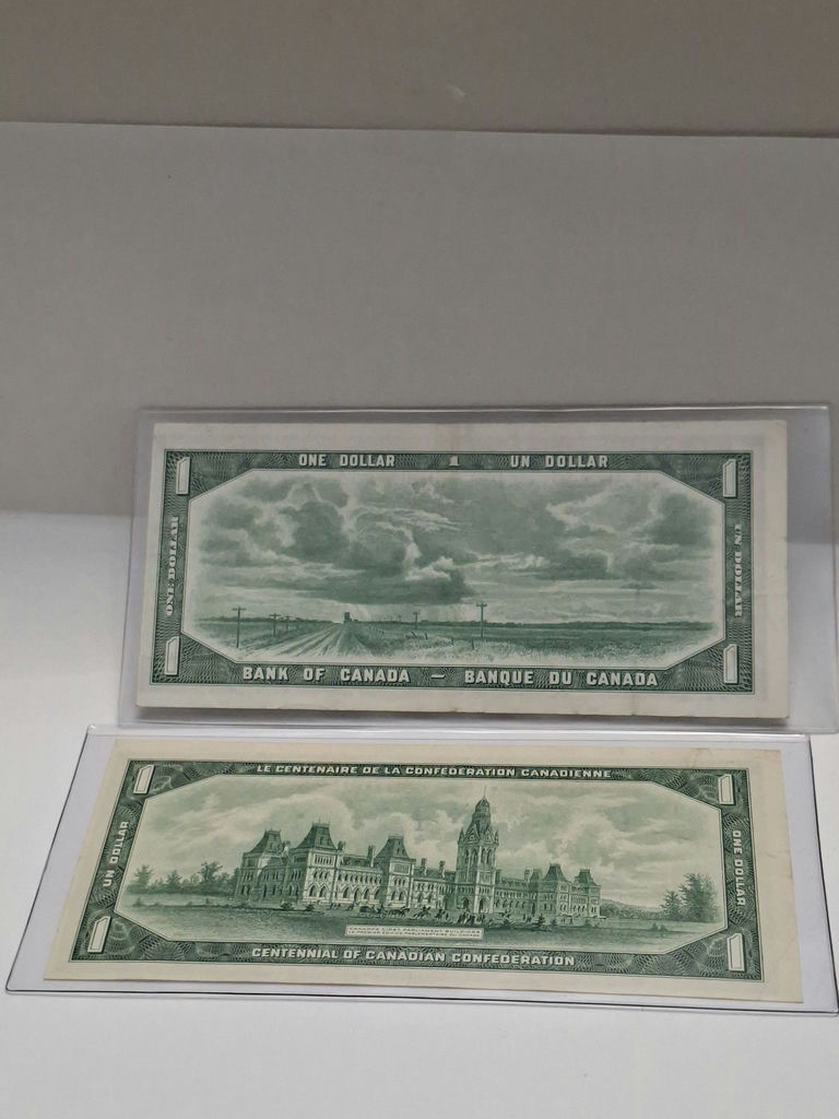 Two Canadian One Dollar Banknotes, UNC - image 6 of 6
