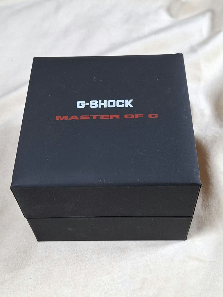 Casio G-Shock Mudmaster Wristwatch with Box and Manual - image 11 of 12