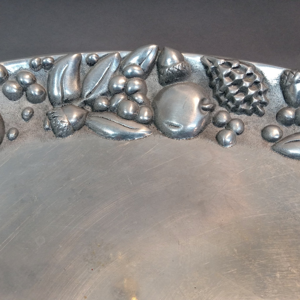 Large Pewter Charger & Battery-Operated Candles - image 9 of 12