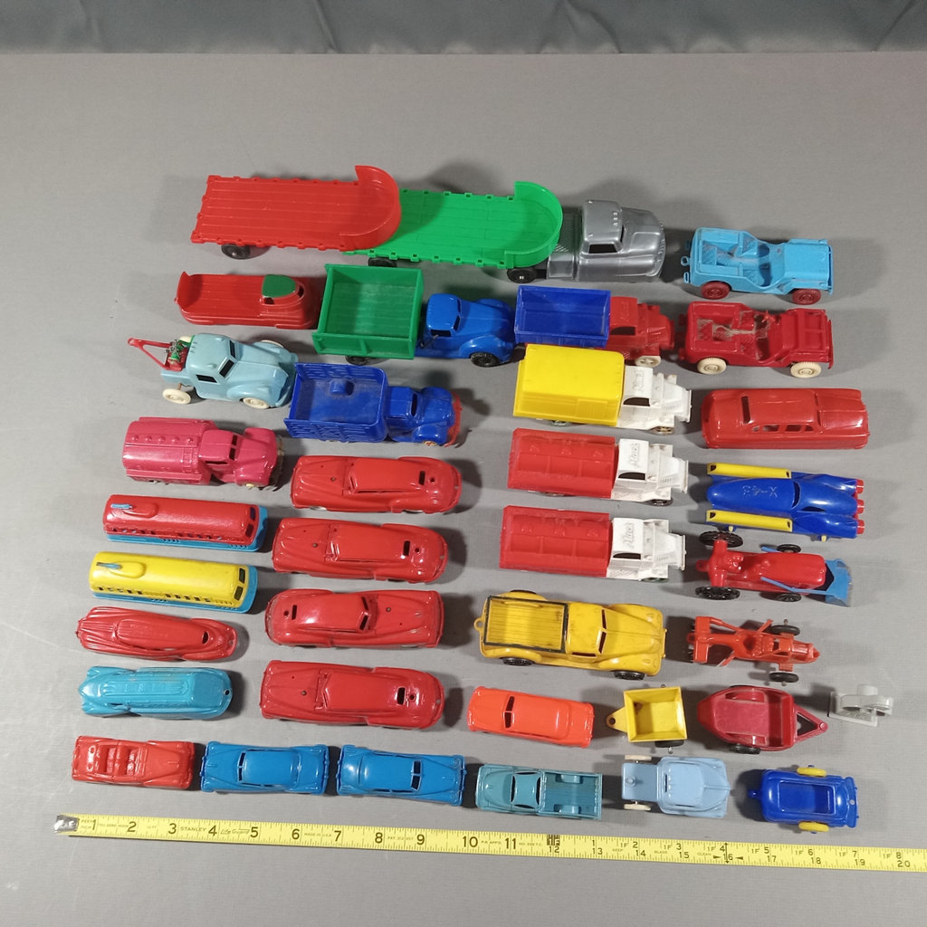 Acme, Mack, Manoil, Ideal & More Vintage Toy Cars - image 36 of 36