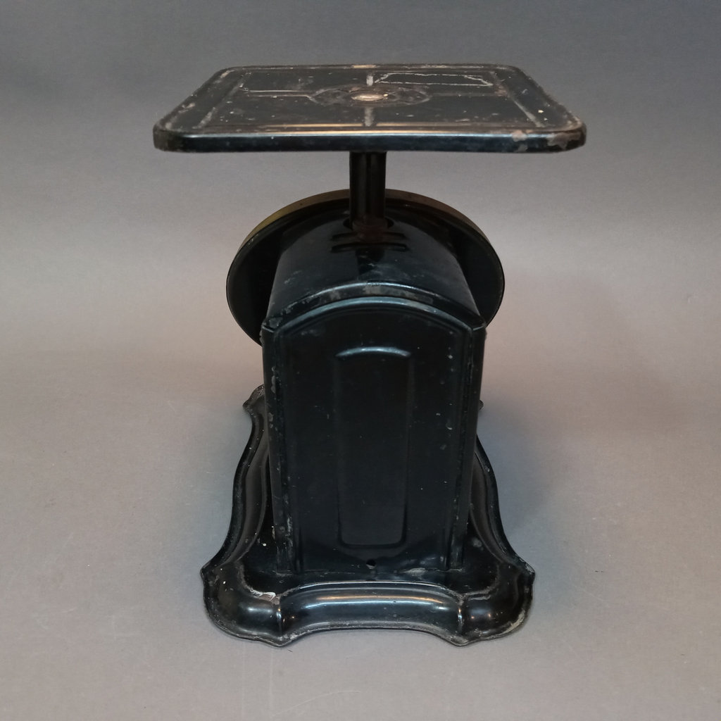 Antique Columbia Family Scale - image 5 of 9
