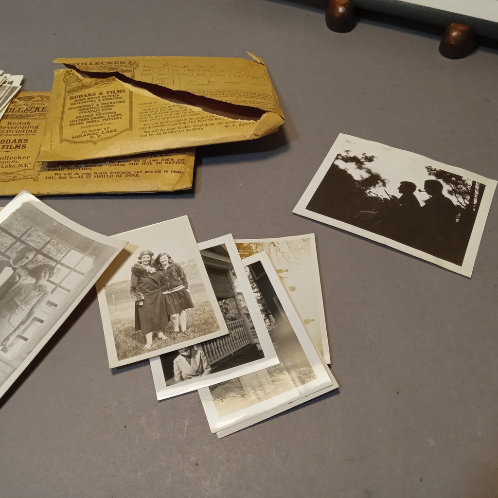 Antique Photos and Ephemera - image 22 of 35
