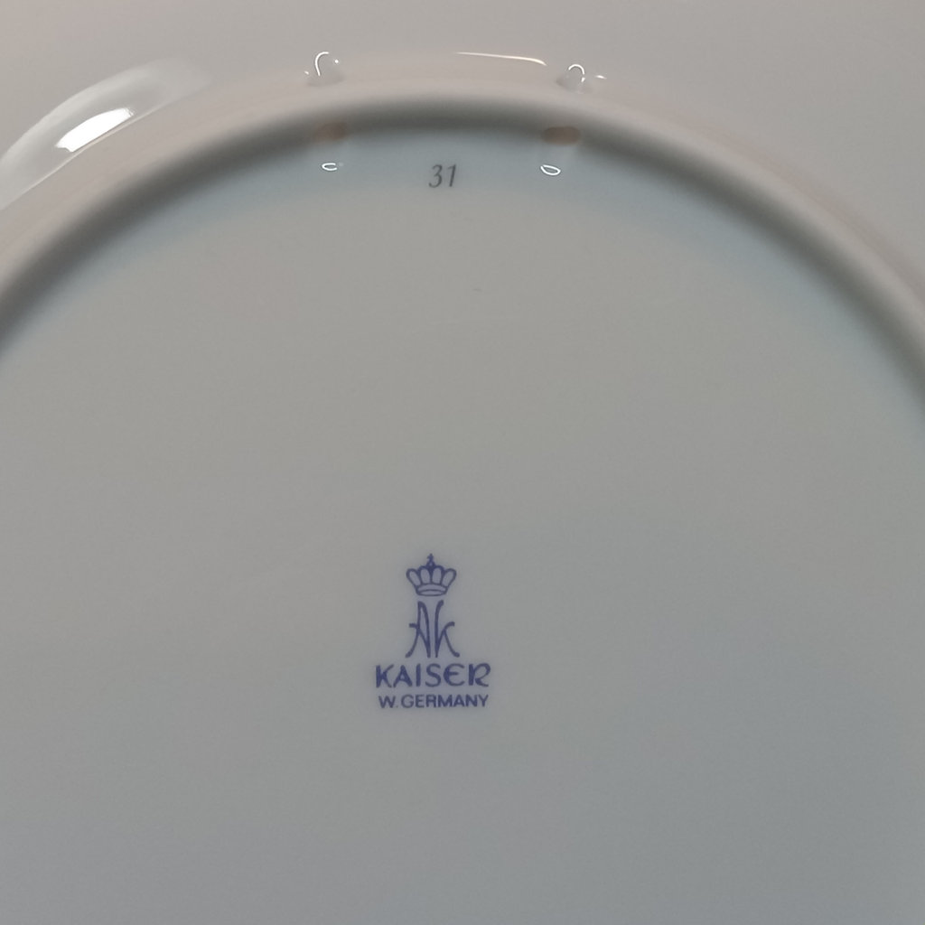 Kaiser & Tirschenreuth Collector Plates - image 14 of 18