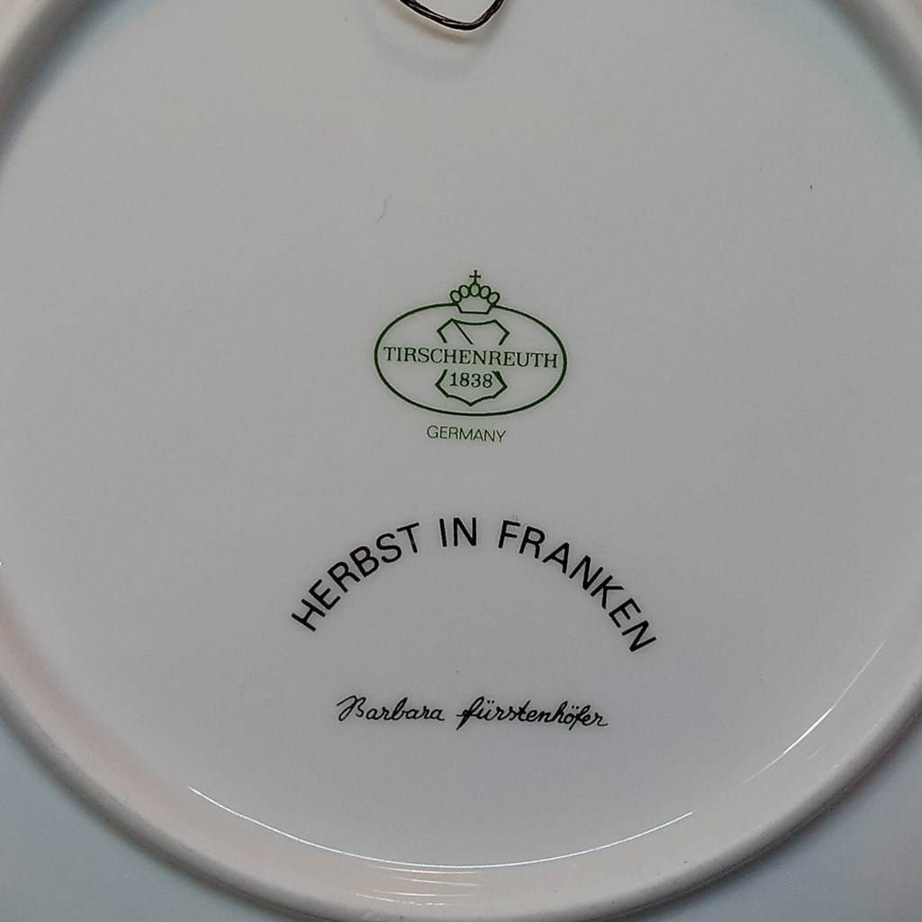 Kaiser & Tirschenreuth Collector Plates - image 11 of 18