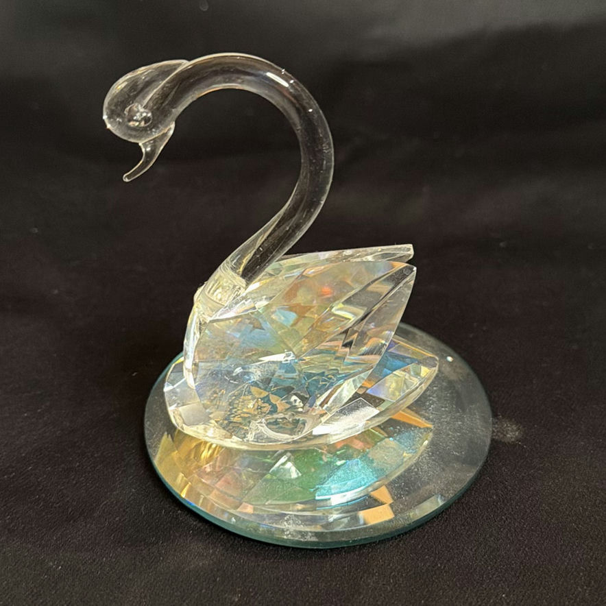 Two Glass Swan Figurines - image 5 of 5
