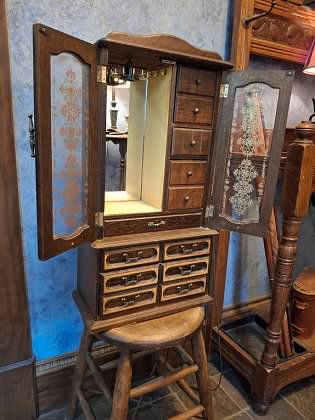 Vintage Wooden Jewelry Box/Armoire Cabinet - image 2 of 7