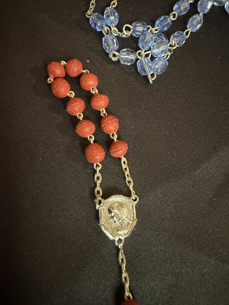Religious Cross Jewelry and Rosaries - image 2 of 6