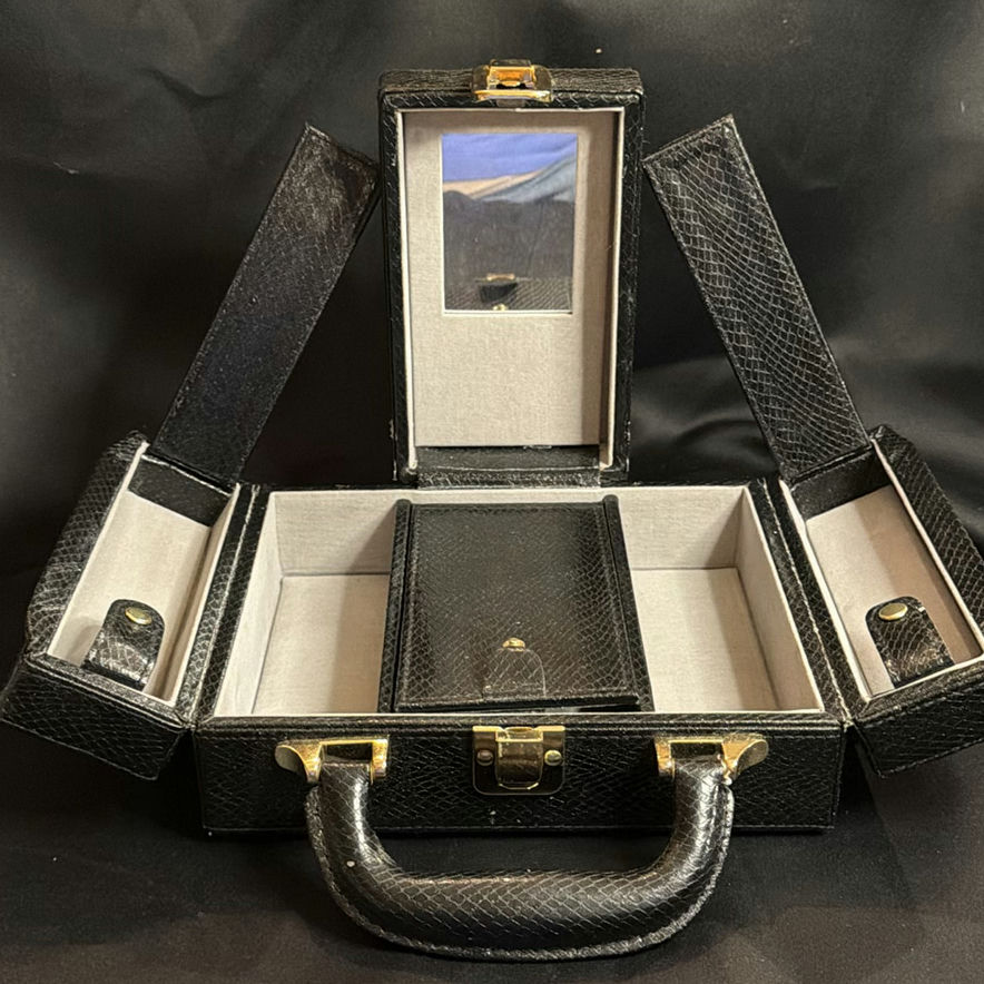Black Textured Travel Jewelry Case with Mirror - image 3 of 4