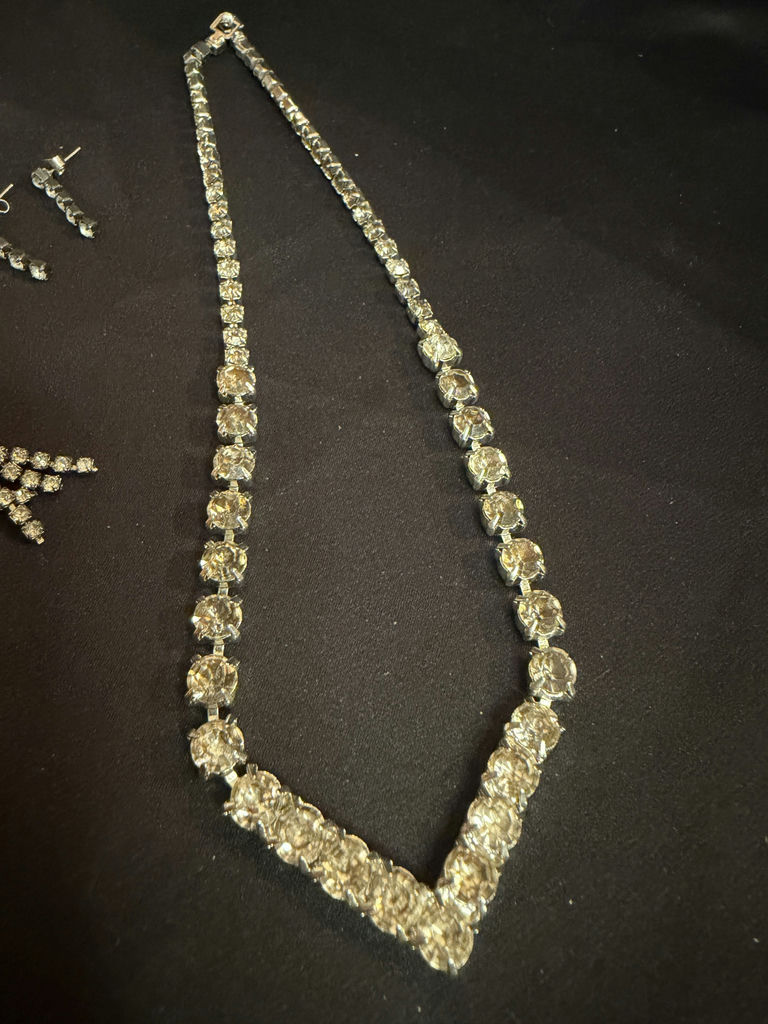 Vintage Rhinestone Necklace and Assorted Earrings - image 4 of 5