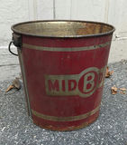 Vintage Middleby Metal Bucket - thumbnail 2 of 8