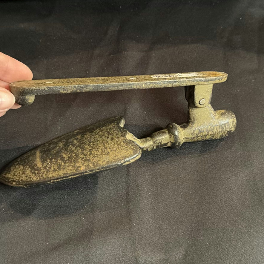 Cast Iron Pieces - image 7 of 9
