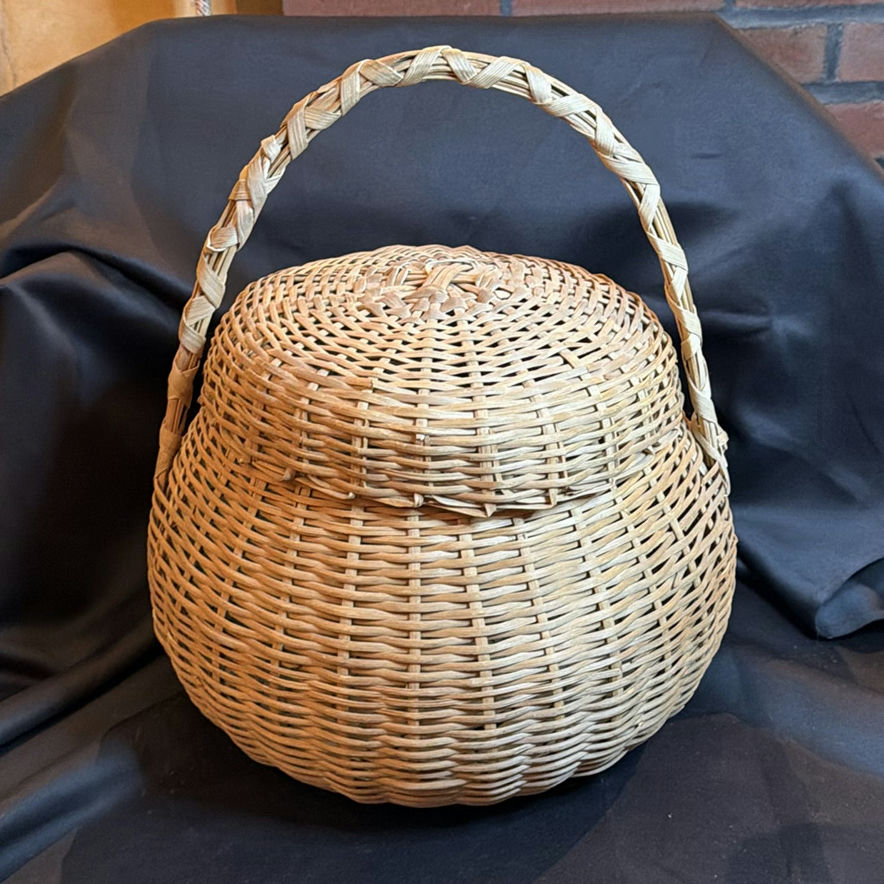 Vintage Woven Basket with Lid and Handle - image 1 of 9
