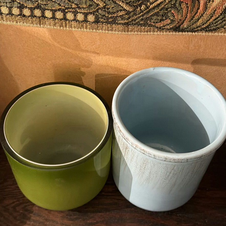 Lot of Assorted Ceramic Planters and Pots - image 3 of 7