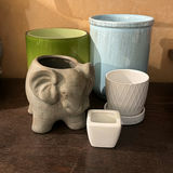 Lot of Assorted Ceramic Planters and Pots - thumbnail 1 of 7
