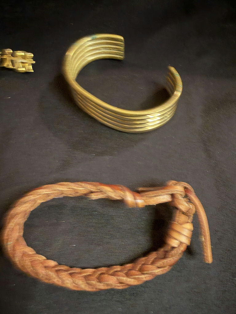 Assorted Costume Jewelry and Accessories - image 4 of 8