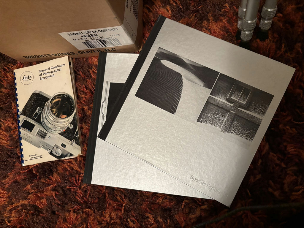 Time-Life Photography Book Series, Portfolios, and Tripods - image 2 of 14