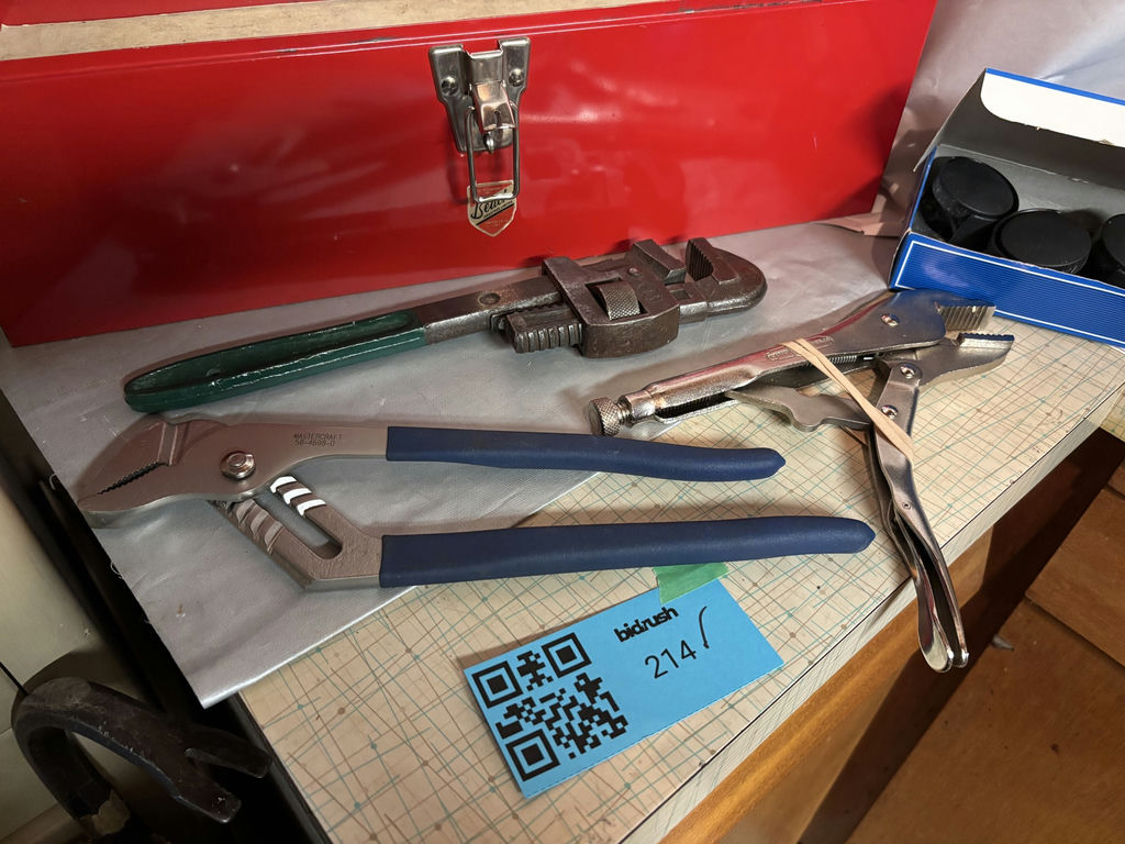 Metal Toolbox with Hand Tools - image 2 of 10