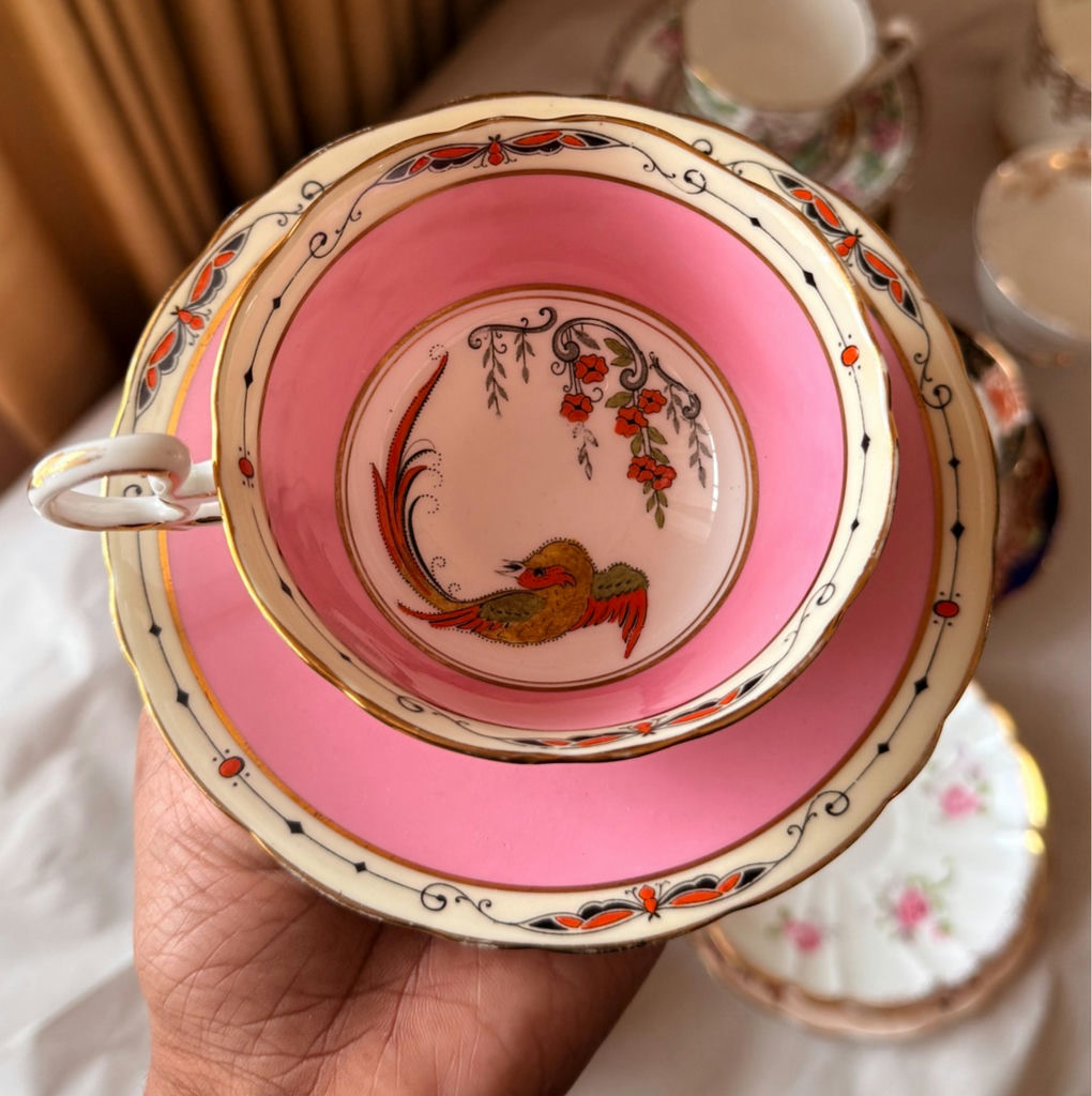 Assorted Vintage Tea Cups and Saucers - image 9 of 19