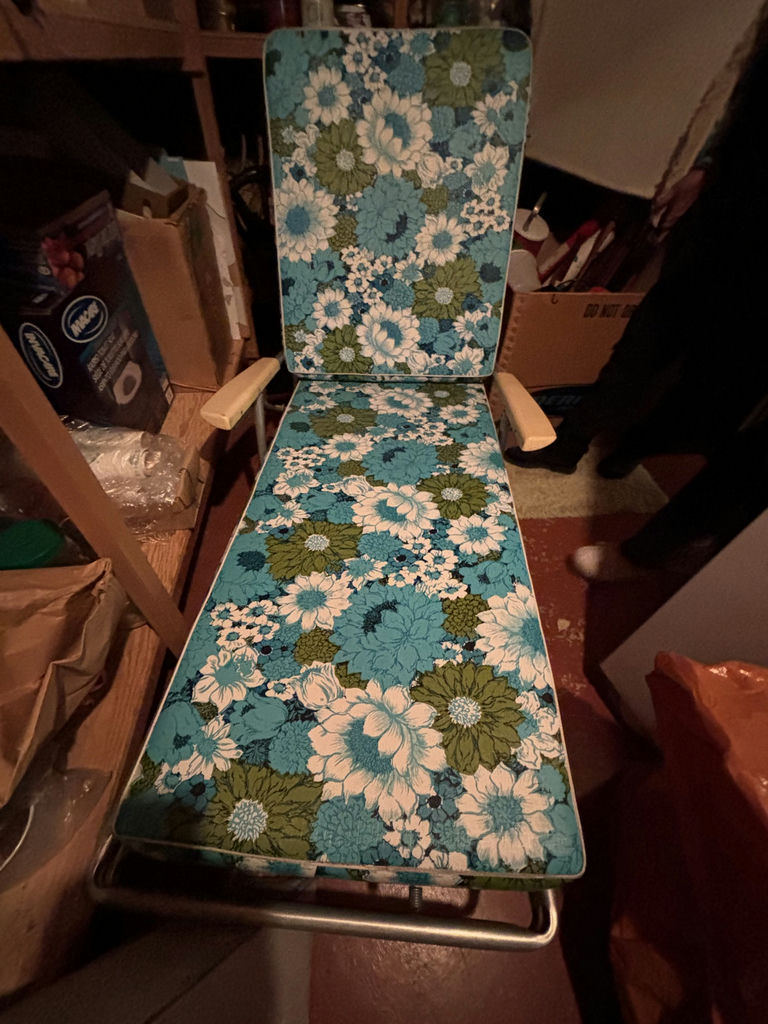 Folding Beach Chairs - image 3 of 13
