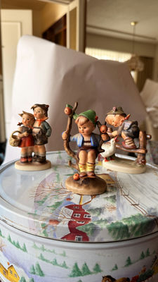 W. Goebel Figurines - Image 1 of 5