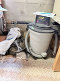 Craftsman 20 Litre Wet/Dry Vacuum with Hose and Manual - thumbnail 1 of 5