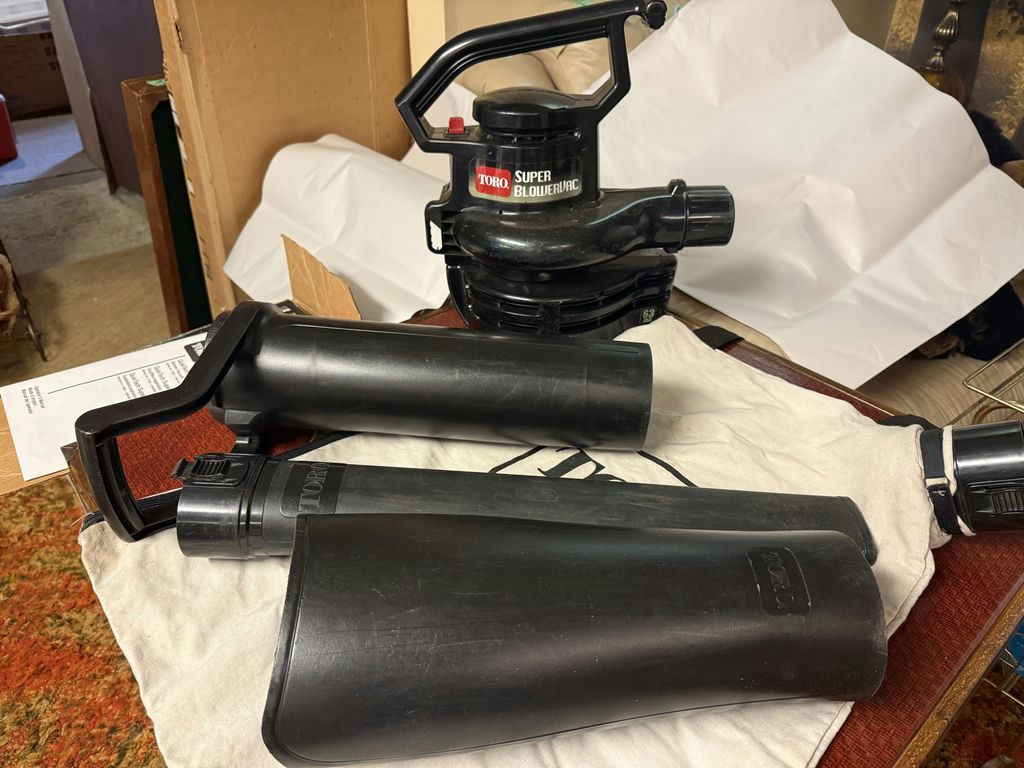 Toro Electric QuietTech Super Blower Vac - image 2 of 10