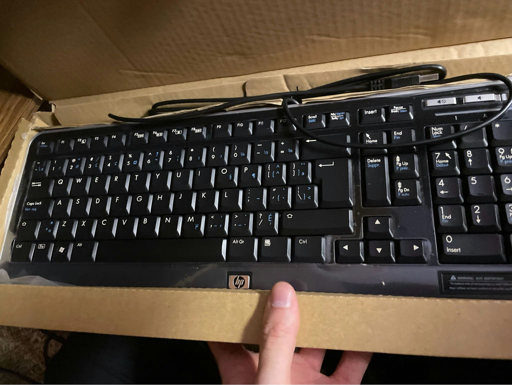 Acer P236H 23-Inch Monitor, Keyboard, Webcam, DVD Writer & more - image 14 of 24