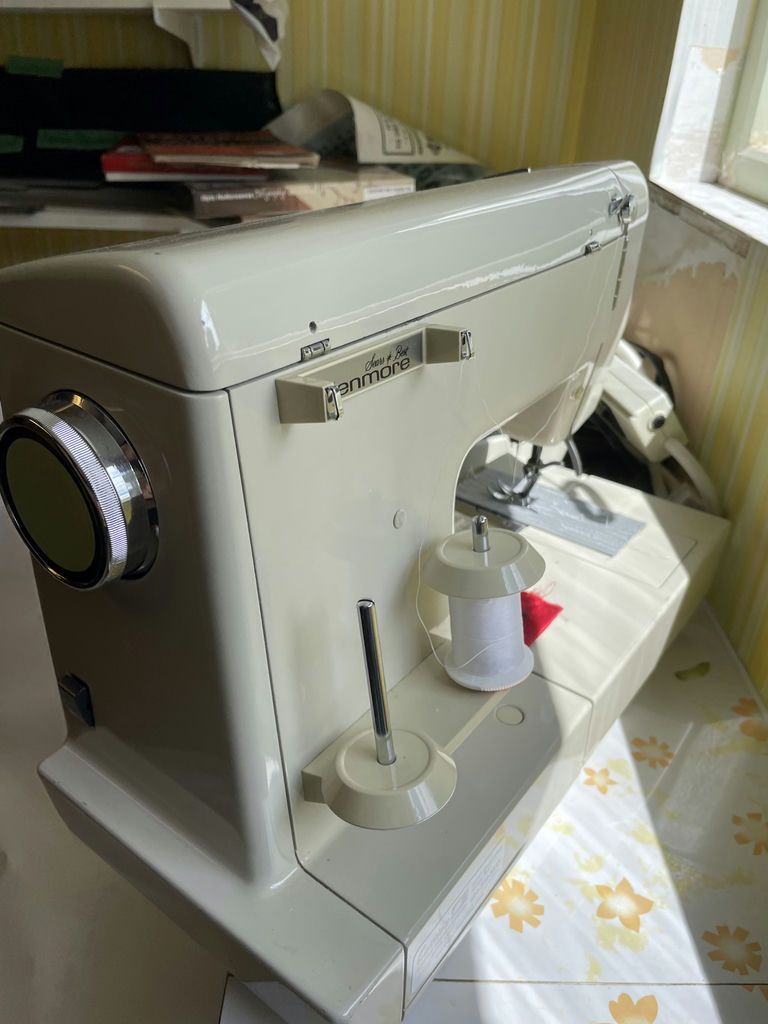 Kenmore Convertable Model 1981 Sewing Machine with Foot Pedal and Accessories - image 4 of 8