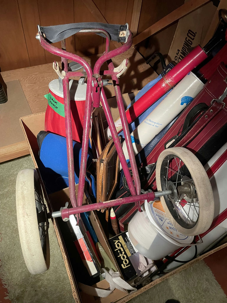 Assorted Vintage Golf + Badminton Racquets & More - image 6 of 10