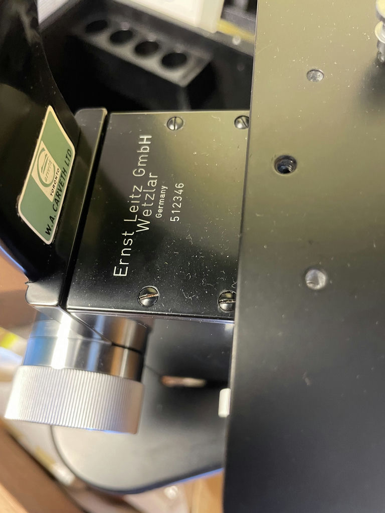 Ernst Leitz Wetzlar Microscope with Case and Laboratory Accessories - image 3 of 8