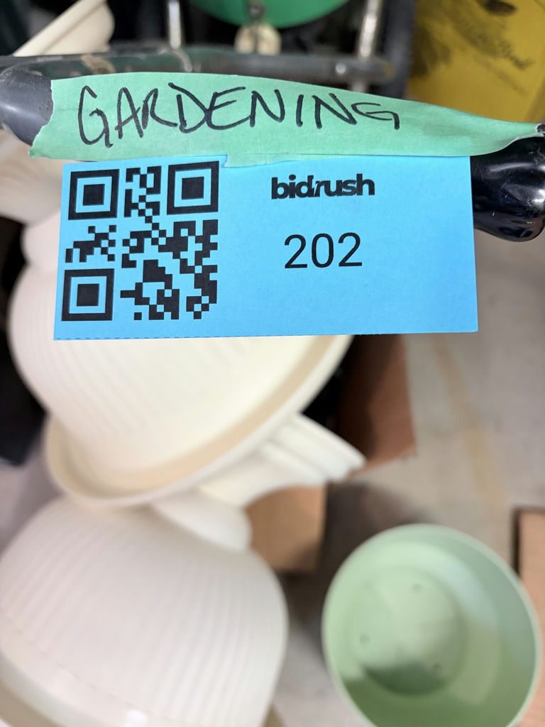 Gardening Planters, Fencing, and Yard Tools - image 5 of 5