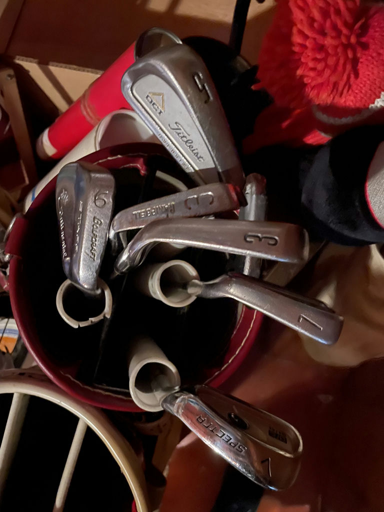 Assorted Vintage Golf + Badminton Racquets & More - image 4 of 10