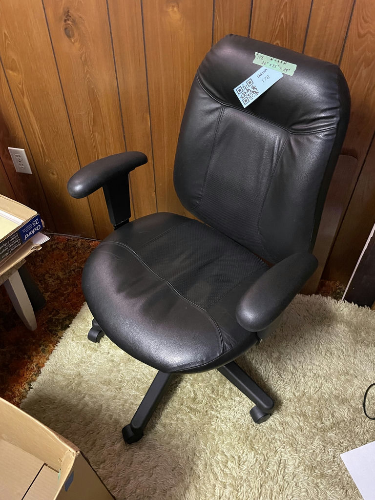 Black Rolling Office Chair - image 1 of 7
